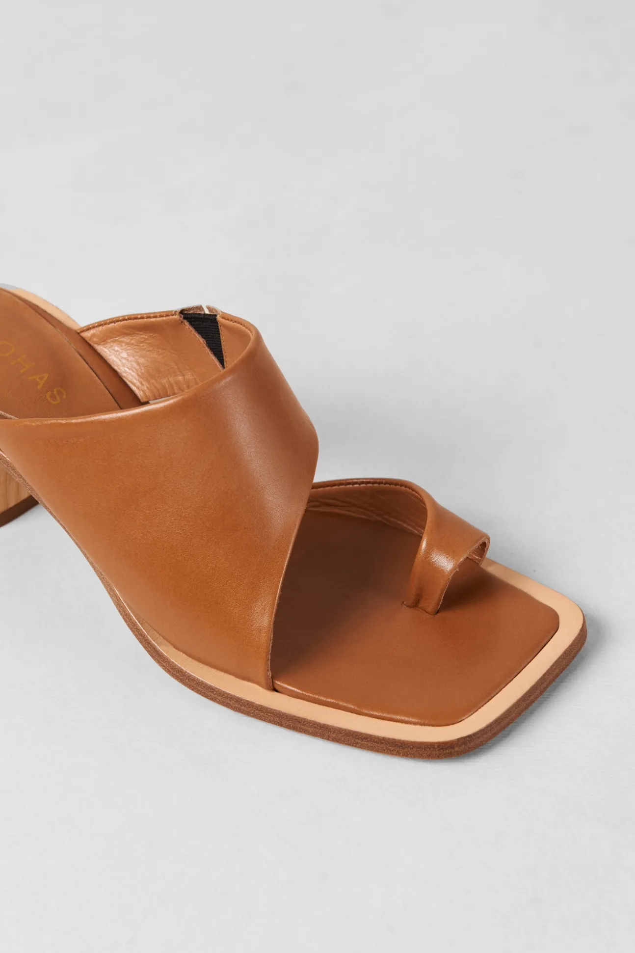 Alohas Josie Leather Sandal