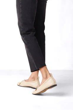 Alohas Rosalind Leather Ballet Flat