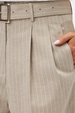 Pleated Short