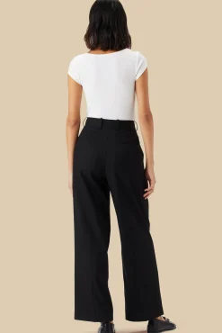 Pleated Wide Leg Trouser