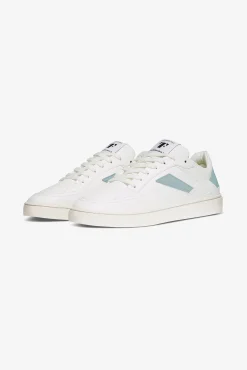 Thousand Fell Court Sneaker