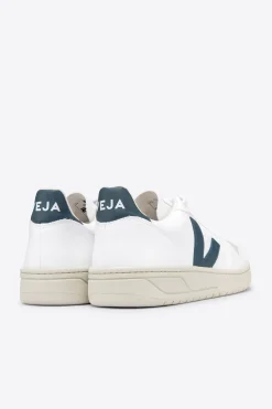 Veja V10 Vegan CWL Sneaker